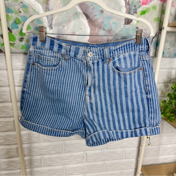 American Eagle Striped Denim Mom Shorts (8) - Picture 1 of 4